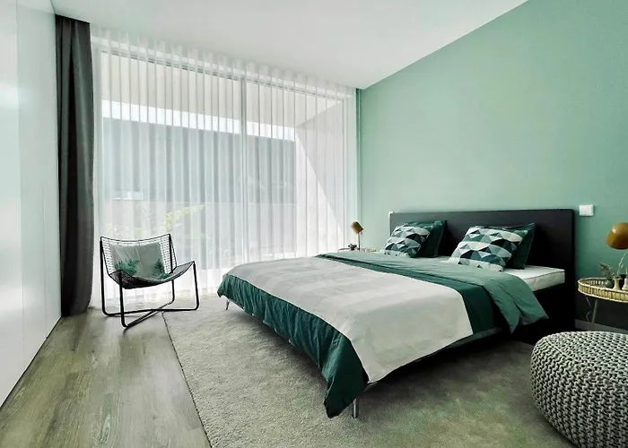 Mar & Luz, Porto, * منديلو